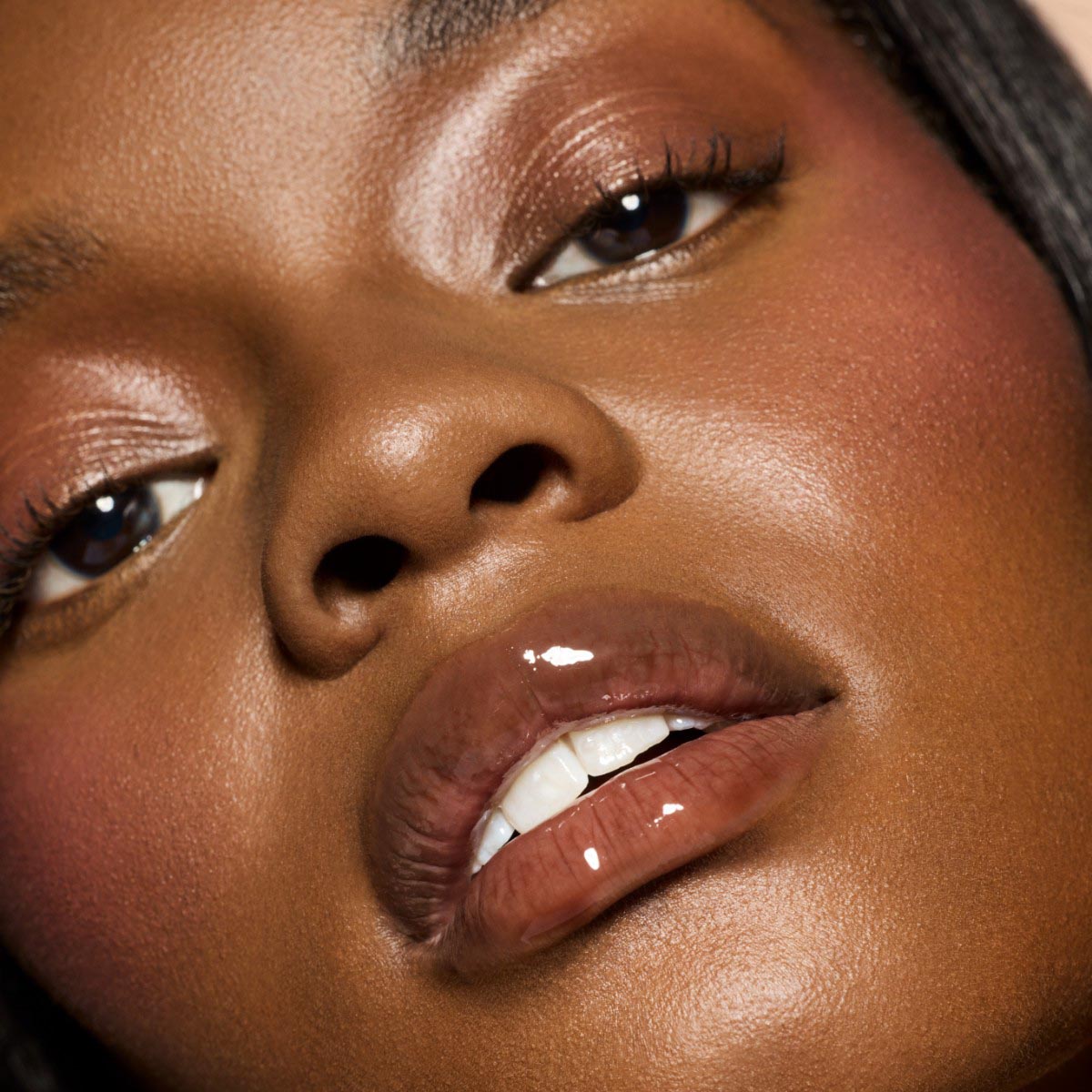 GLOSS BOMB HEAT LIPGLOSS (BRILLO LABIAL)